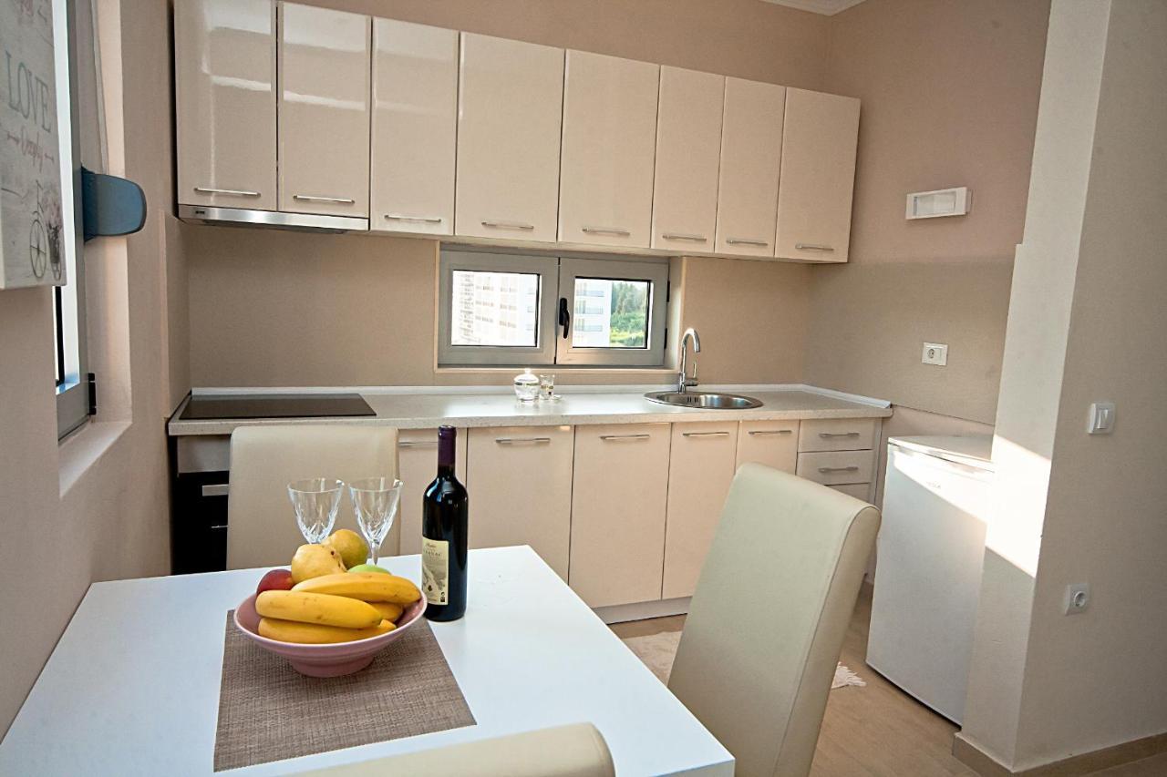 Apartments Jasmina Улцинь Екстер'єр фото