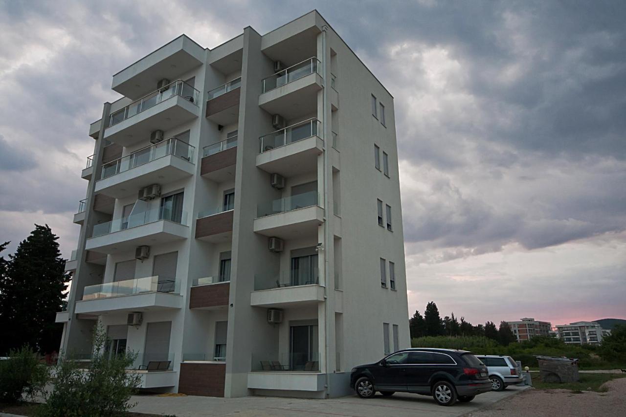 Apartments Jasmina Улцинь Екстер'єр фото